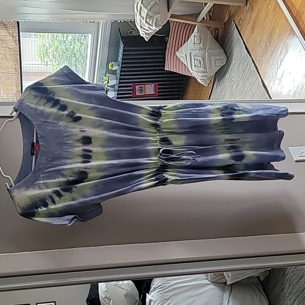 Vince Camuto t-shirt dress/small